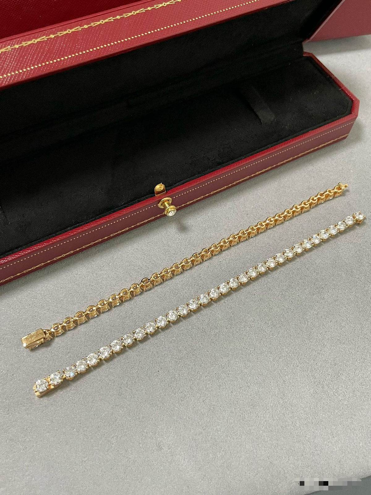 [LumiVibe jewelrys]TENNIS BRACELET WITH FULL DIAMOND SETTING