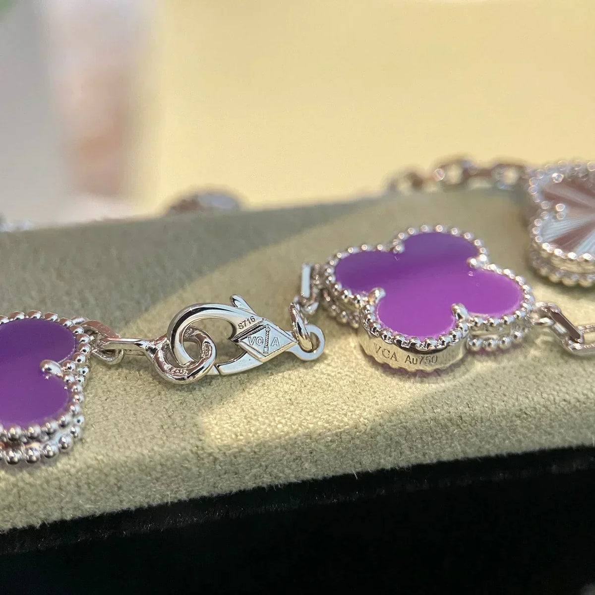 [LumiVibe] CLOVER 5 MOTIF VIOLET BRACELET COLLECTION