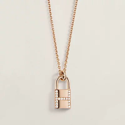 [LumiVibe]HM ADVANCED NICHE LOCK HEAD NECKLACE DIAMONDS