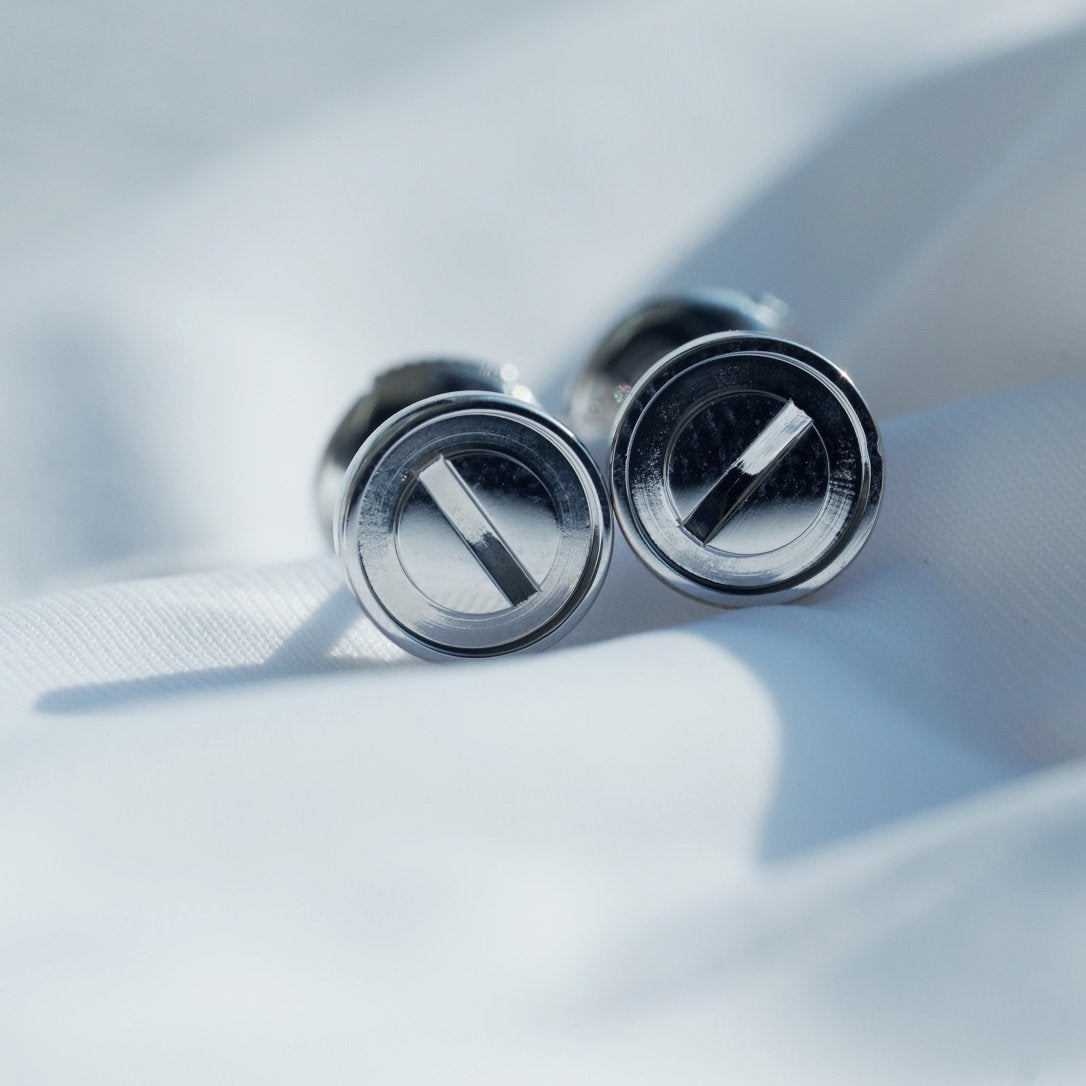[LumiVibe]LOVE EARRINGS SILVER 10MM