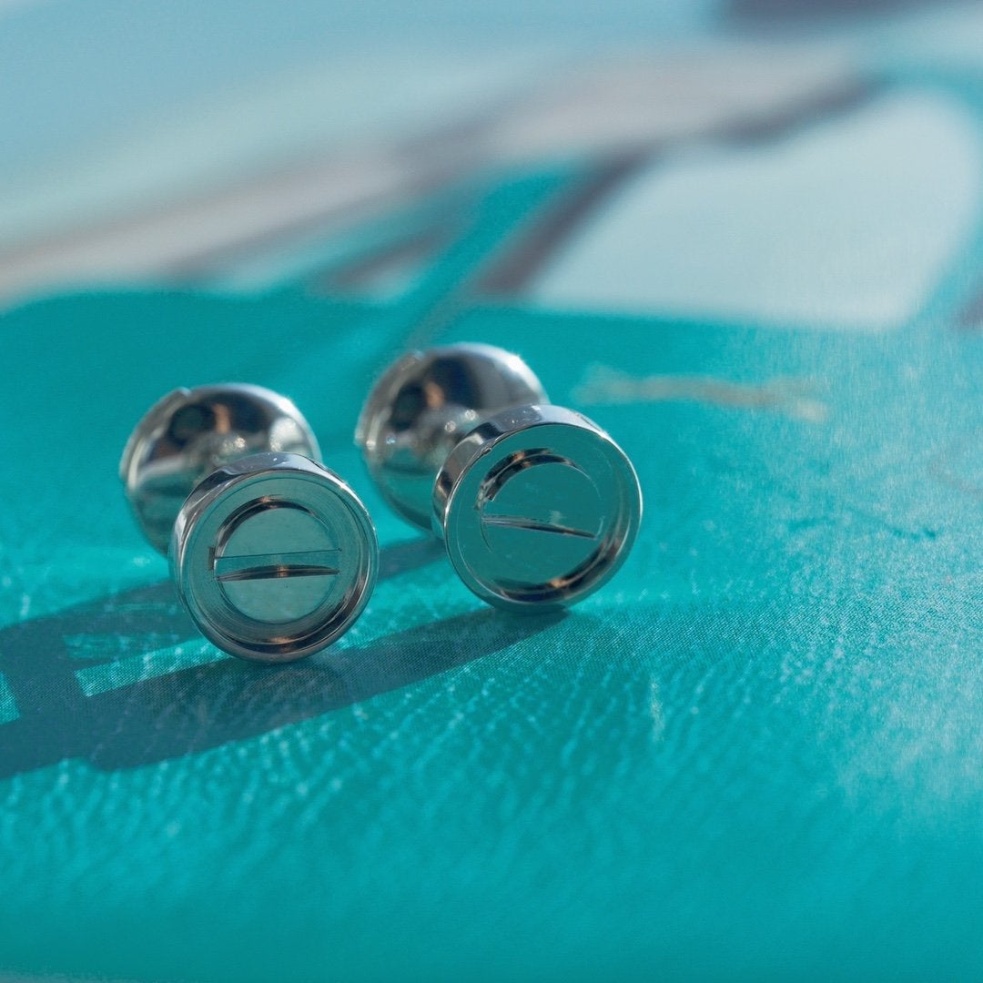 [LumiVibe]LOVE EARRINGS SILVER 10MM