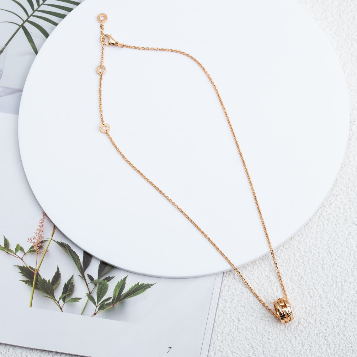[LumiVibe]PARENTESI NECKLACE PINK GOLD