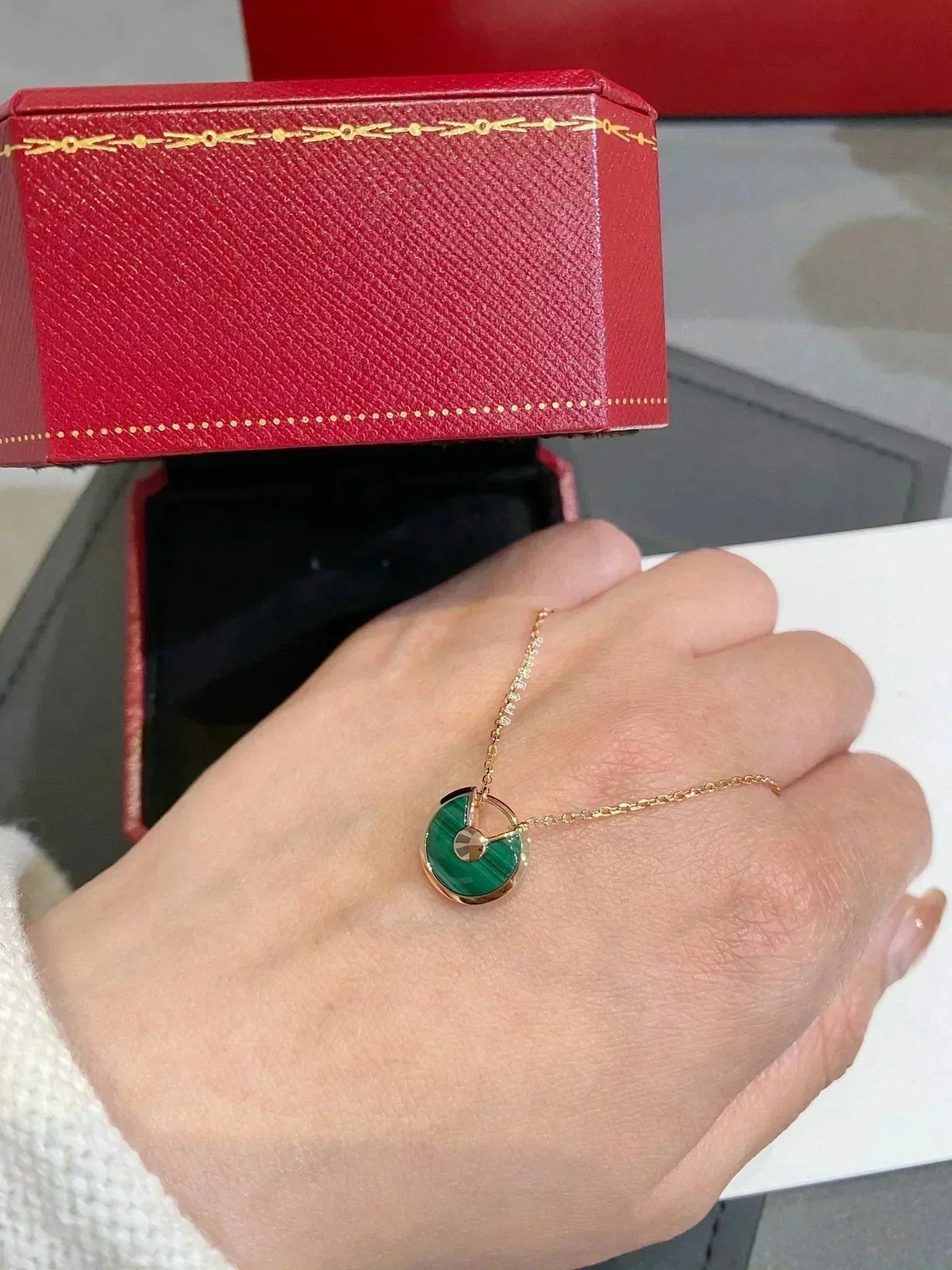 [LumiVibe]AMULETTE ROSE GOLD MALACHITE NECKLACE