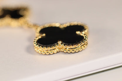 [LumiVibe]CLOVER EARRINGS GOLD ONYX MOP 3 MOTIF