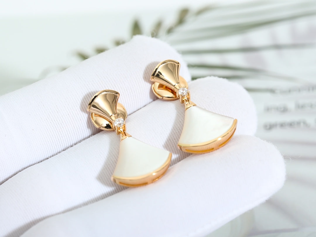 [LumiVibe]DREAM MOP PINK GOLD EARRINGS