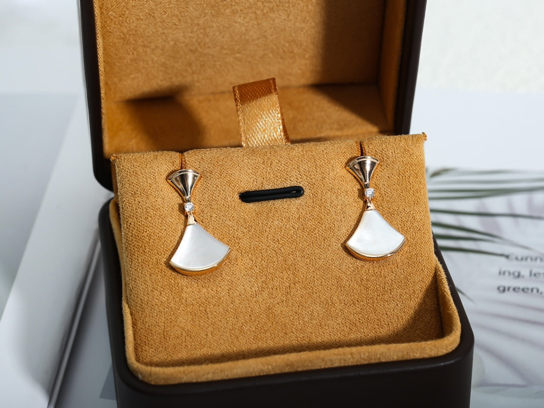 [LumiVibe]DREAM MOP PINK GOLD EARRINGS
