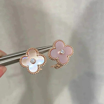 [LumiVibe]CLOVER MEDIUM 1 MOTIFS  PINK MOP DIAMOND EARRINGS