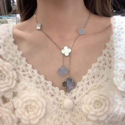 [LumiVibe]CLOVER MOP CHALCEDONY NECKLACE SILVER 6 MOTIF