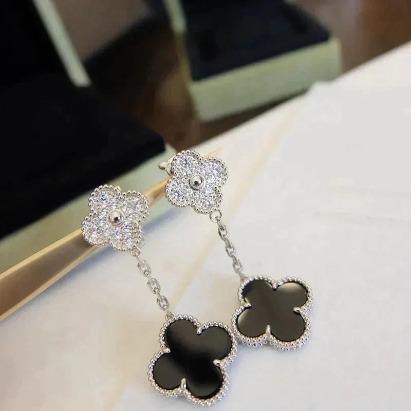 [LumiVibe]CLOVER 2 MOTIFS  DIAMOND ONYX EARRINGS SILVER