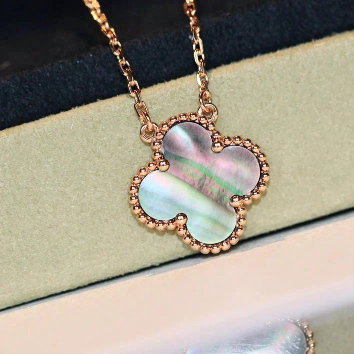 [LumiVibe]CLOVER 15MM  GRAY MOTHER OF PEARL NECKLACE