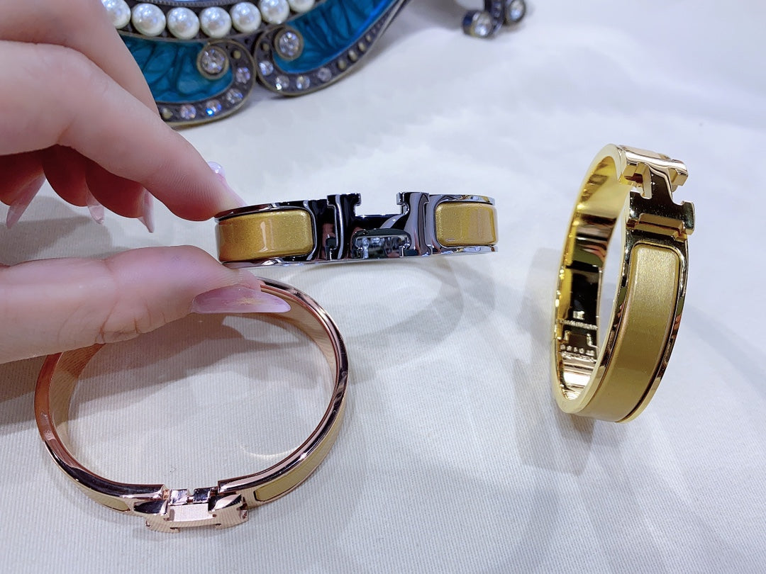 [LumiVibe]H CHAMPAGNE BRACELET