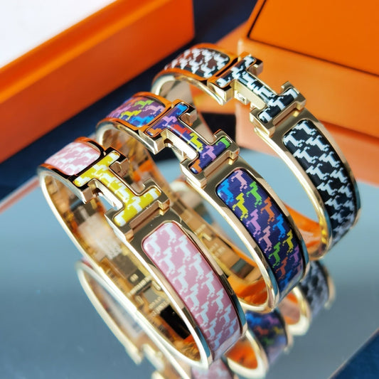 [LumiVibe]H HORSE BRACELET 12MM