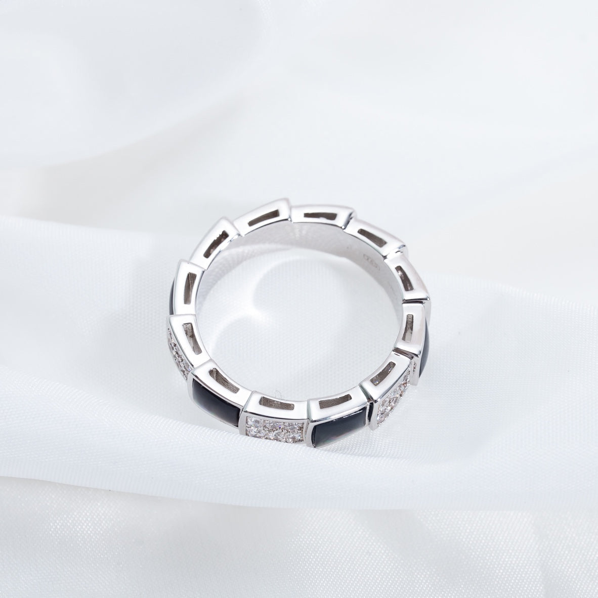 [LumiVibe]SERPENTI RING SILVER DIAMOND BLACK MOP 4MM