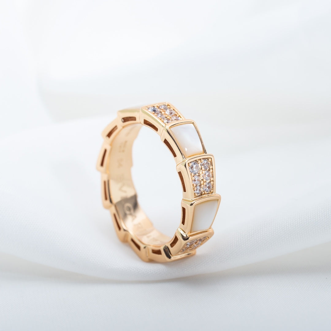 [LumiVibe]SERPENTI RING PINK GOLD MOP DIAMOND PAVED 4MM