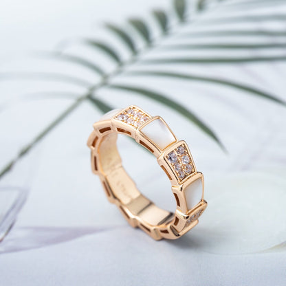 [LumiVibe]SERPENTI RING PINK GOLD MOP DIAMOND PAVED 4MM