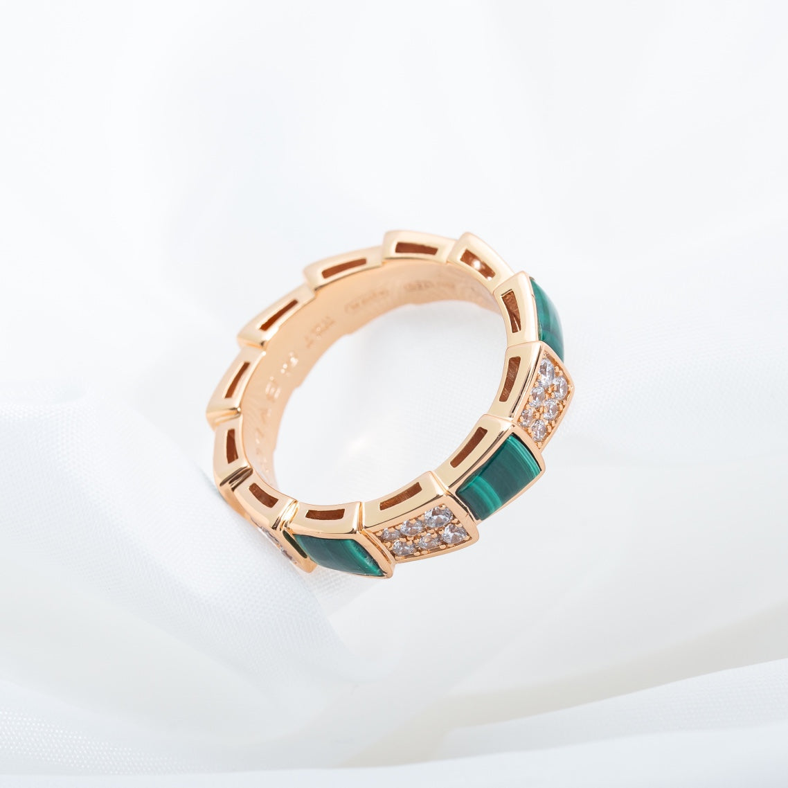 [LumiVibe]SERPENTI RING PINK GOLD MALACHITE DIAMOND PAVED 4MM