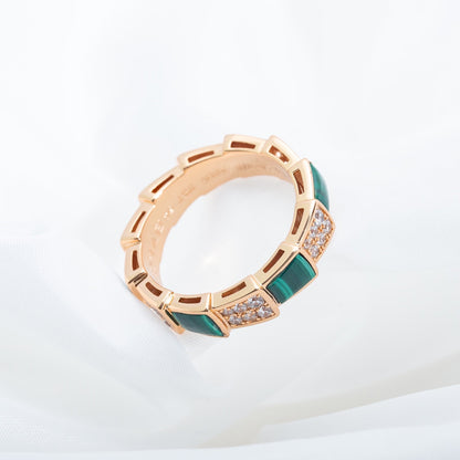 [LumiVibe]SERPENTI RING PINK GOLD MALACHITE DIAMOND PAVED 4MM