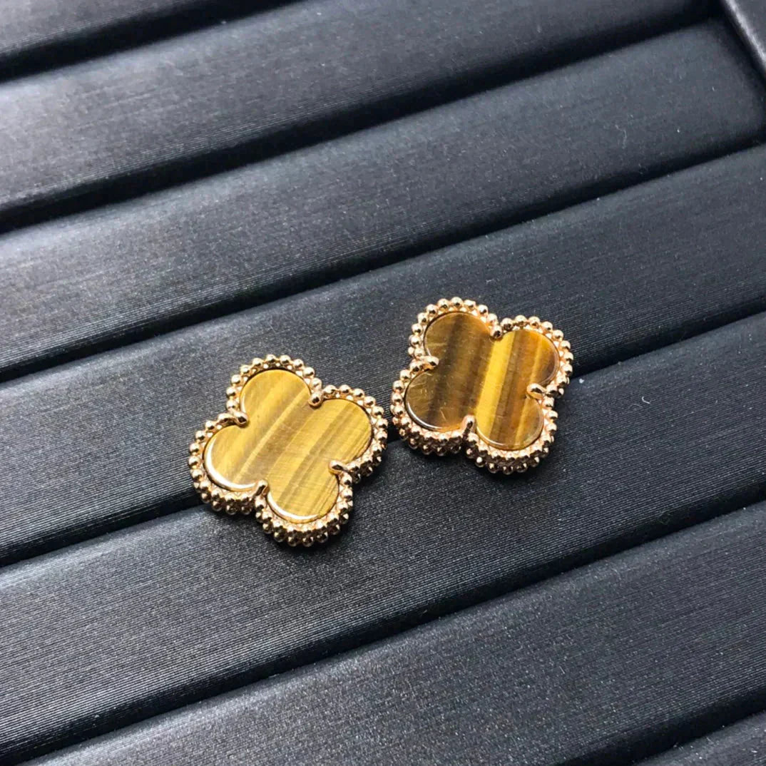 [LumiVibe]CLOVER MEDIUM 1 MOTIFS TIGER EYE EARRINGS