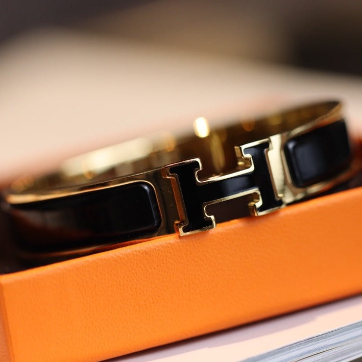 [LumiVibe]H BRACELET 12MM GOLD