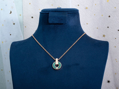 [LumiVibe]GARI NECKLACE PINK GOLD MALACHITE