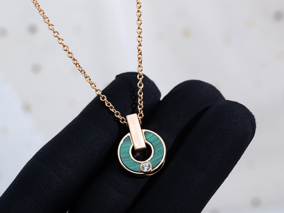 [LumiVibe]GARI NECKLACE PINK GOLD MALACHITE