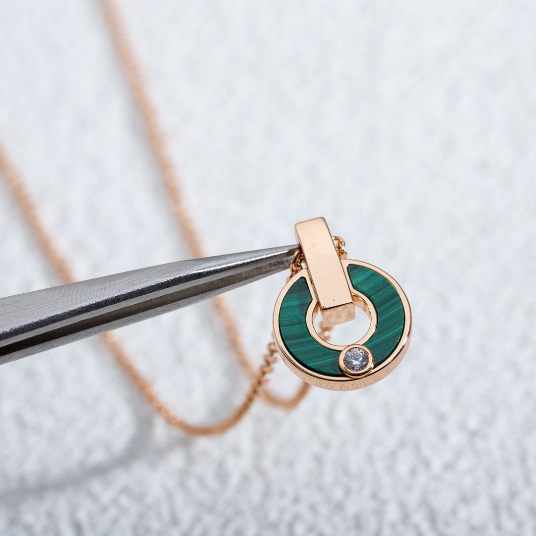 [LumiVibe]GARI NECKLACE PINK GOLD MALACHITE