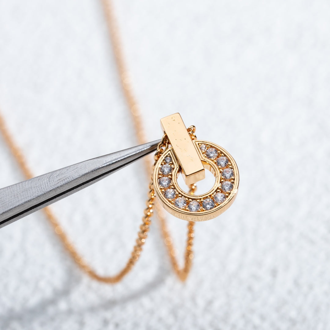 [LumiVibe]GARI NECKLACE PINK GOLD DIAMOND