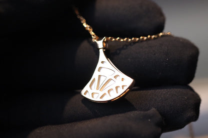 [LumiVibe]DREAM NECKLACE WHITE MOP PINK GOLD 1 DIAMOND