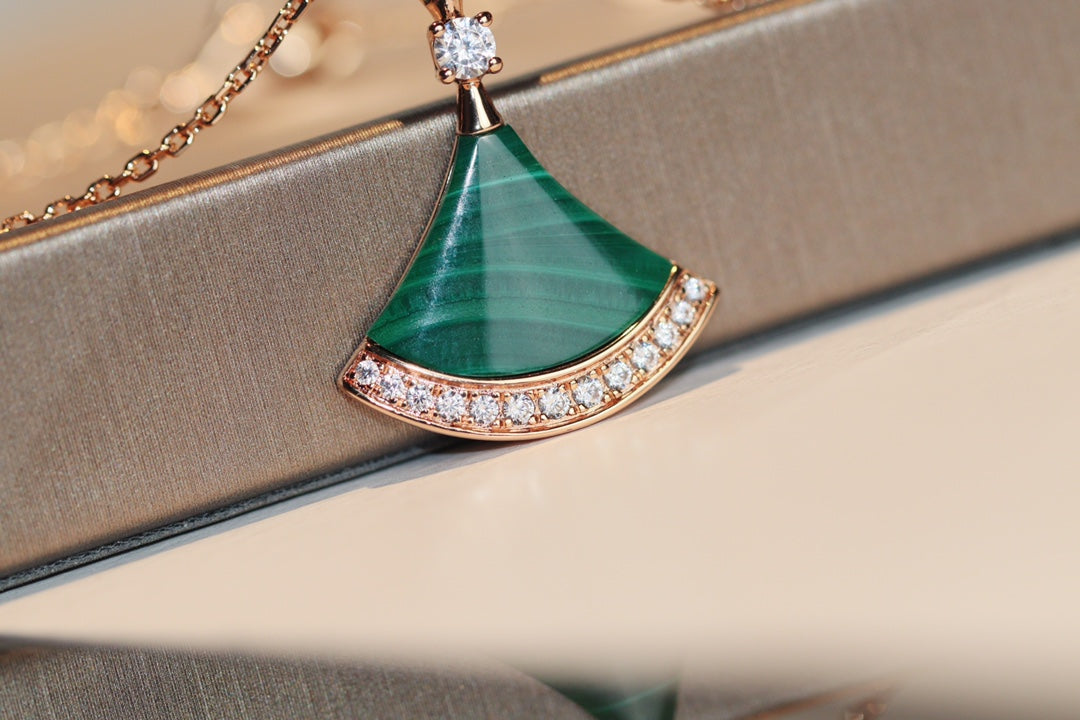 [LumiVibe]DREAM NECKLACE MALACHITE DIAMOND