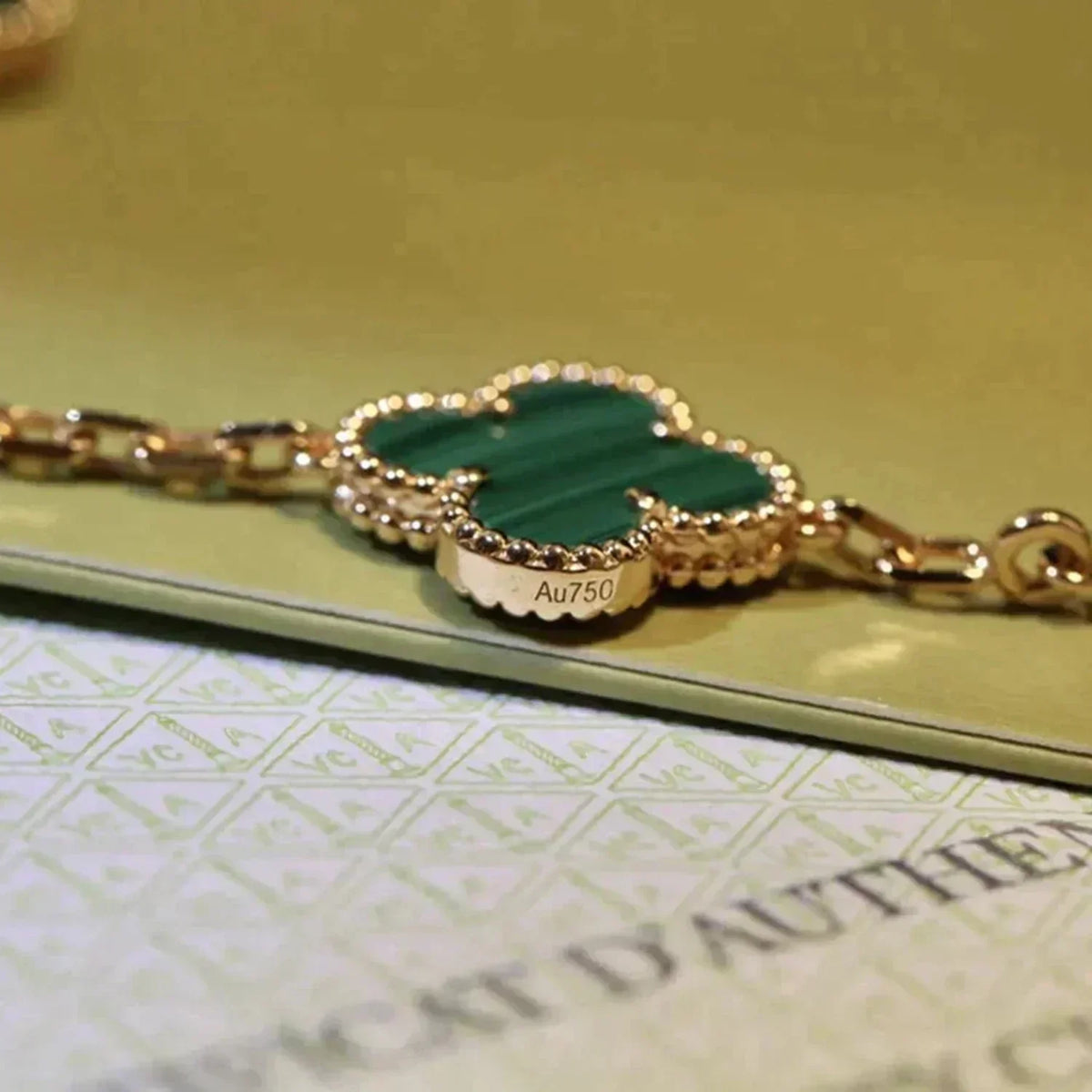 [LumiVibe] CLOVER 5 MOTIF MALACHITE BRACELET COLLECTION