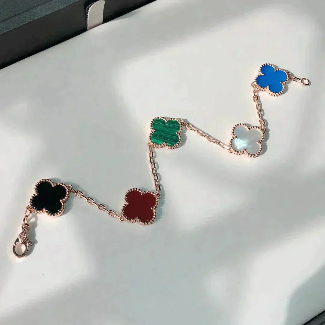 [LumiVibe]CLOVER 5 MOTIFS MULTICOLOR BRACELET