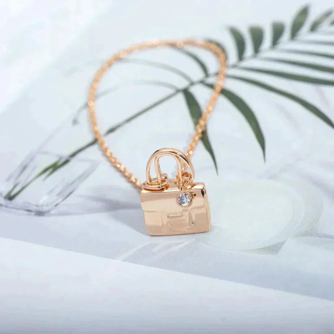 [LumiVibe]AMULETTE PEDANT ROSE GOLD NECKLACE