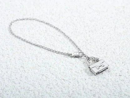 [LumiVibe]AMULETTE PEDANT SILVER NECKLACE