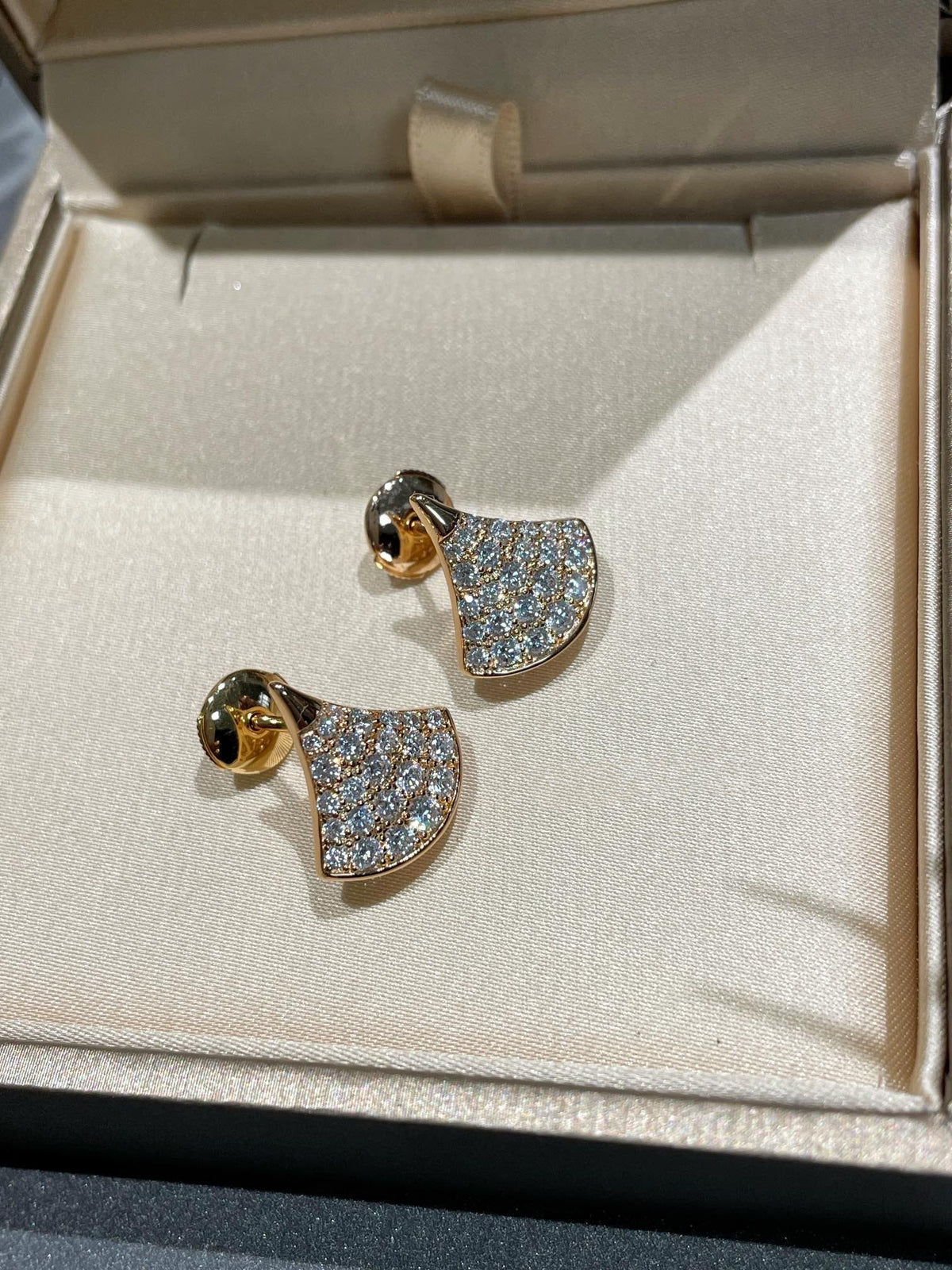 [LumiVibe]DREAM STUD EARRINGS DIAMOND