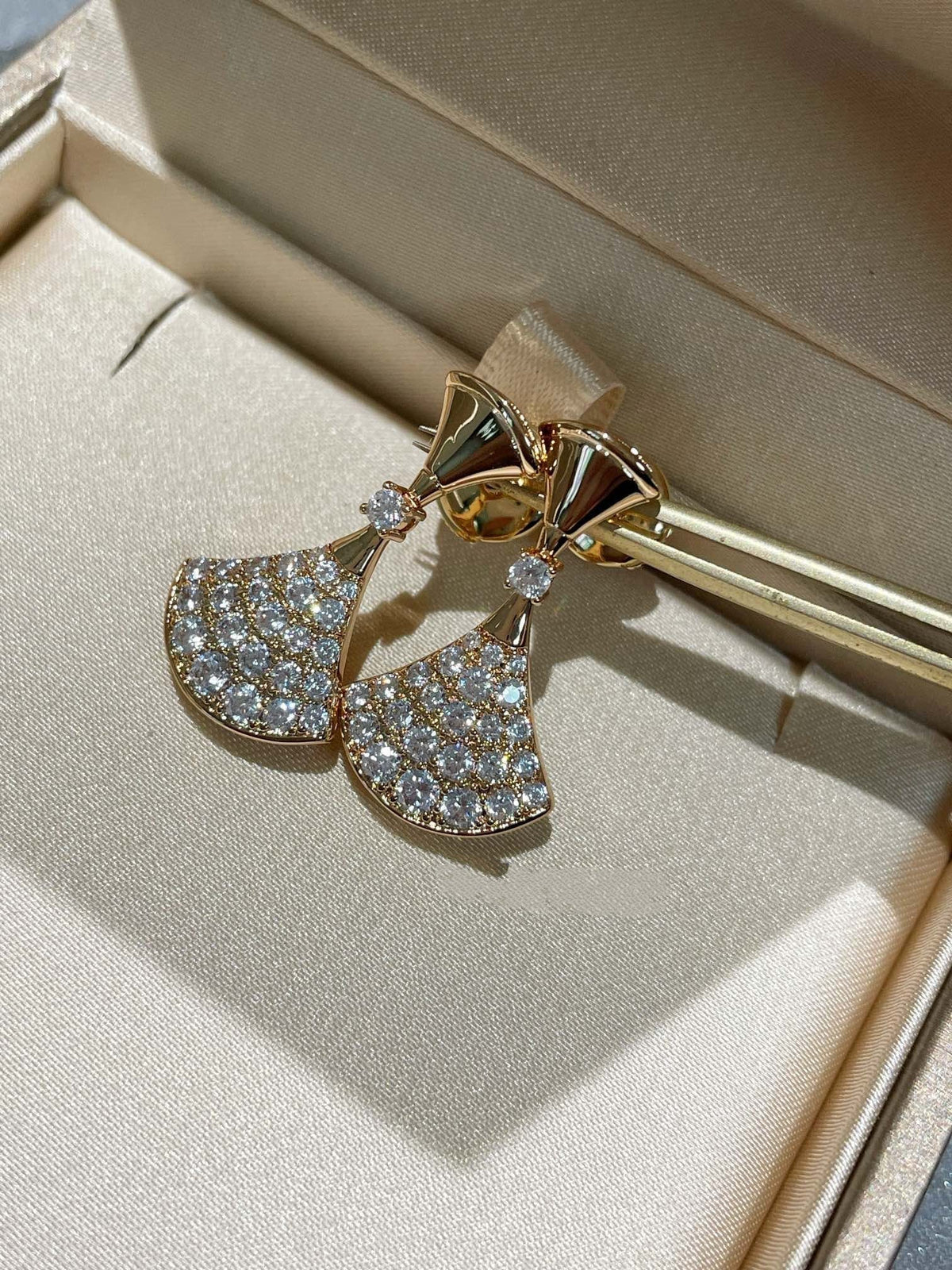 [LumiVibe]DREAM EARRINGS DIAMOND