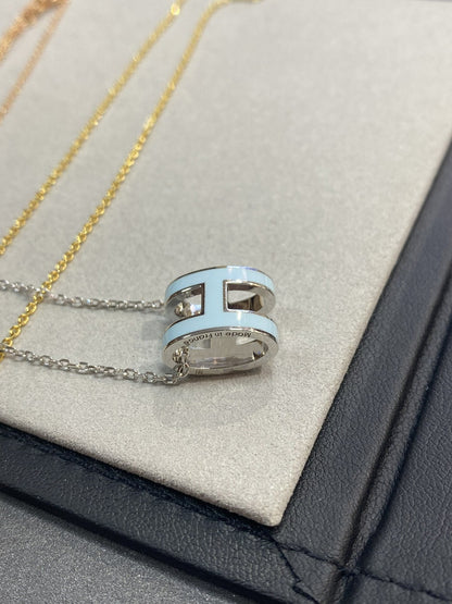 [LumiVibe]POP H LIGHT BLUE NECKLACE