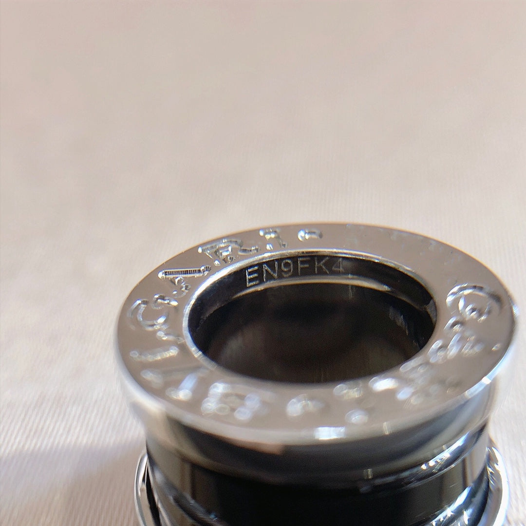 [LumiVibe]ZERO 1 BLACK CERAMIC SILVER NECKLACE