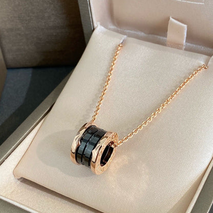 [LumiVibe]ZERO 1 BLACK CERAMIC PINK GOLD NECKLACE