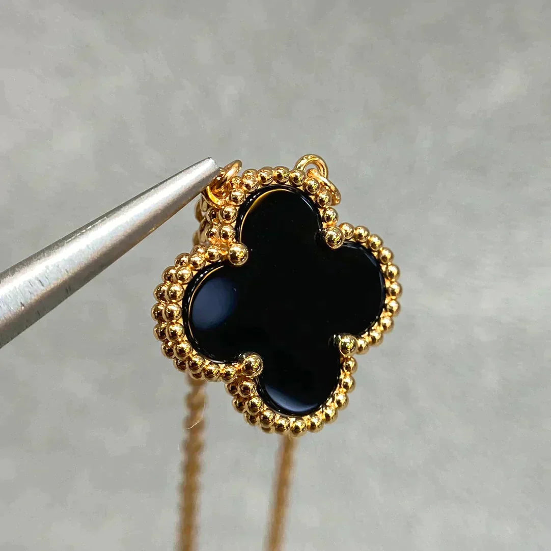 [LumiVibe]CLOVER 15MM BLACK ONYX SINGLE FLOWER NECKLACE