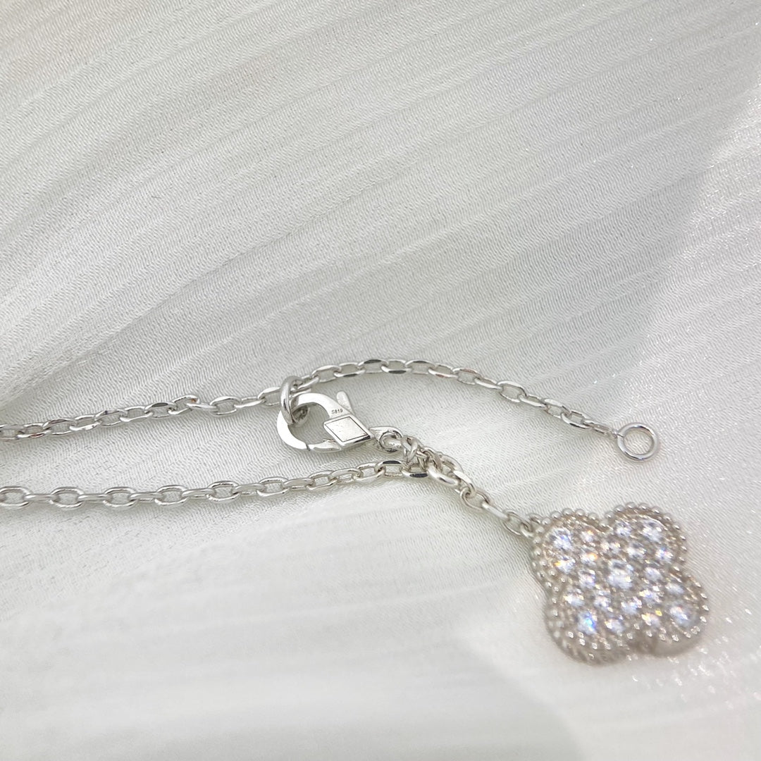 [LumiVibe]CLOVER 5 MOTIFS SILVER DIAMONDS NECKLACE