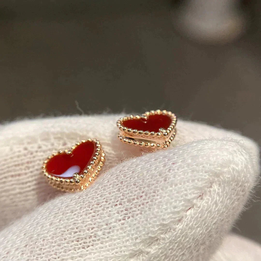 [LumiVibe]HEART CARNELIAN STUD EARRINGS