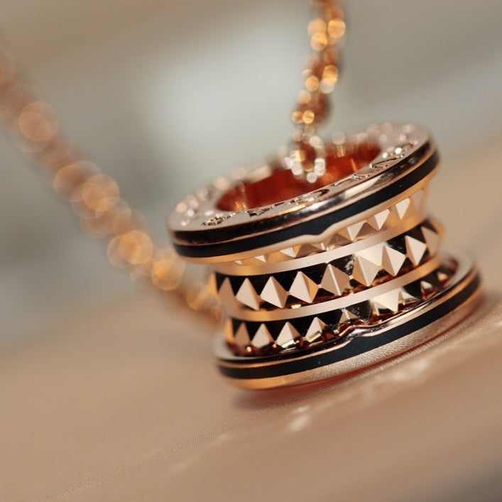 [LumiVibe]ZERO 1 ROCK PEDANT PINK GOLD BLACK NECKLACE