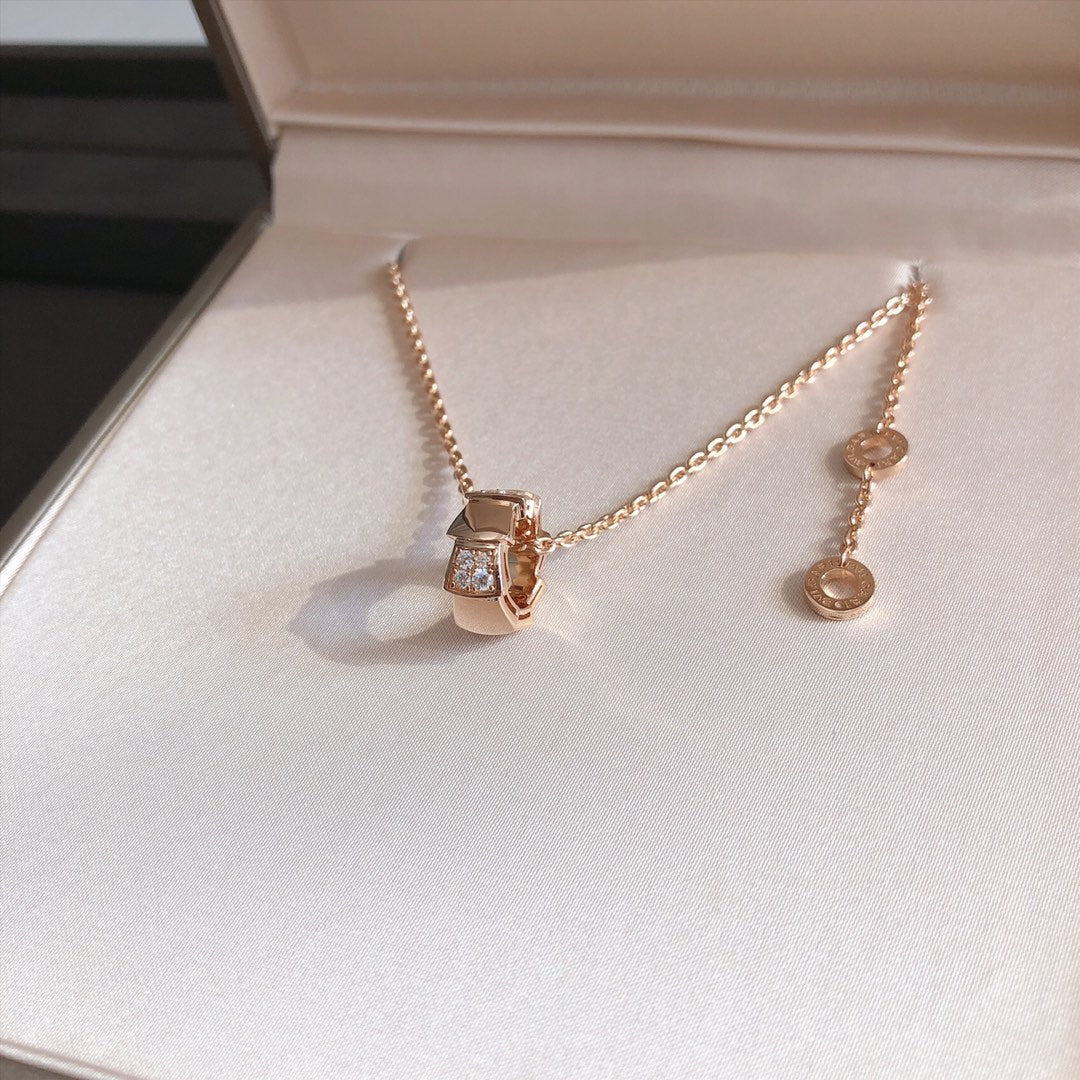 [LumiVibe]SERPENTI PEDANT DIAMOND PINK GOLD NECKLACE