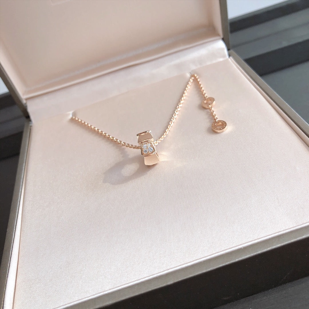 [LumiVibe]SERPENTI PEDANT DIAMOND PINK GOLD NECKLACE