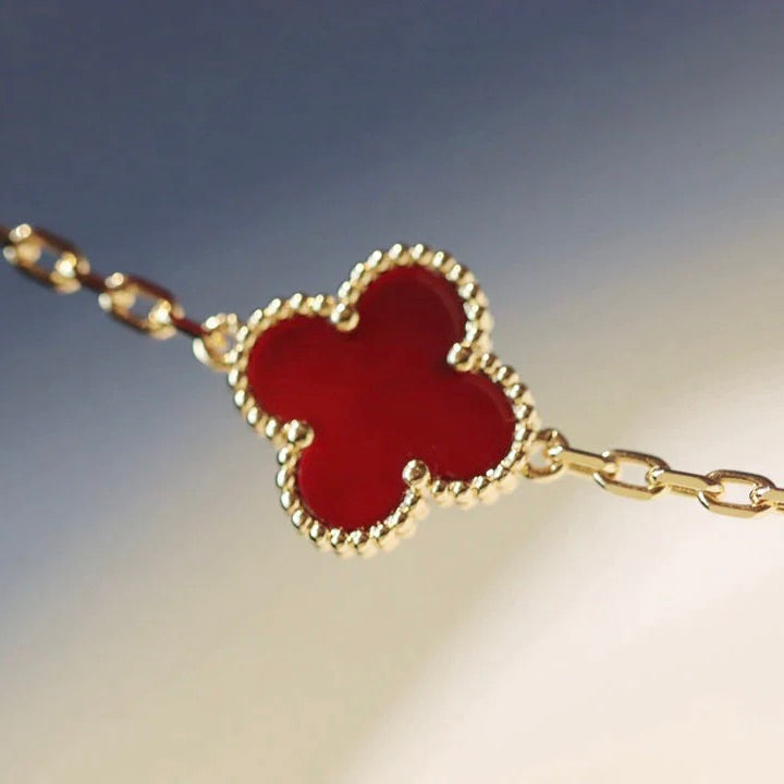 [LumiVibe]CLOVER 20 MOTIFS CARNELIAN NECKLACE