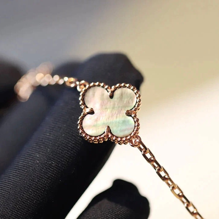 [LumiVibe]CLOVER 20 MOTIFS DARK MOP DIAMOND  NECKLACE