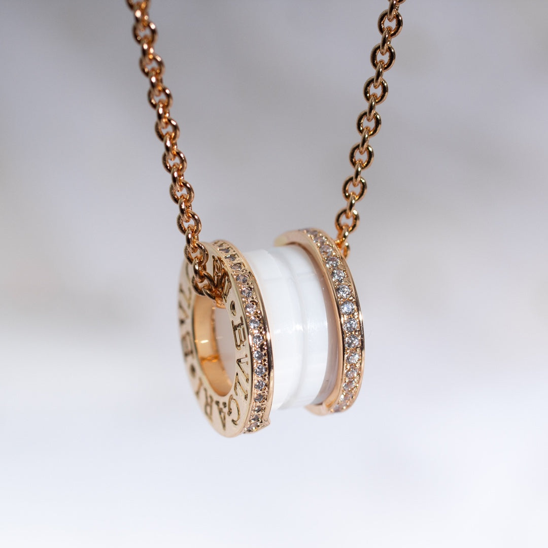 [LumiVibe]ZERO 1 WHITE CERAMIC PINK GOLD DIAMOND NECKLACE