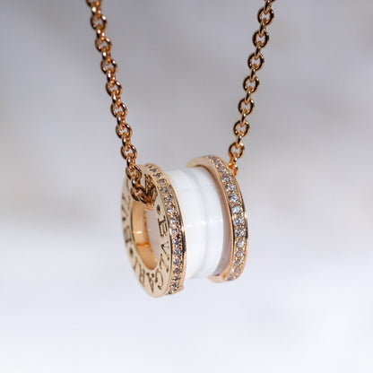 [LumiVibe]ZERO 1 WHITE CERAMIC PINK GOLD DIAMOND NECKLACE