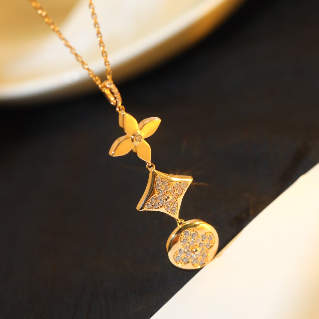 [LumiVibe]STAR AND SUN DIAMOND PINK GOLD NECKLACE