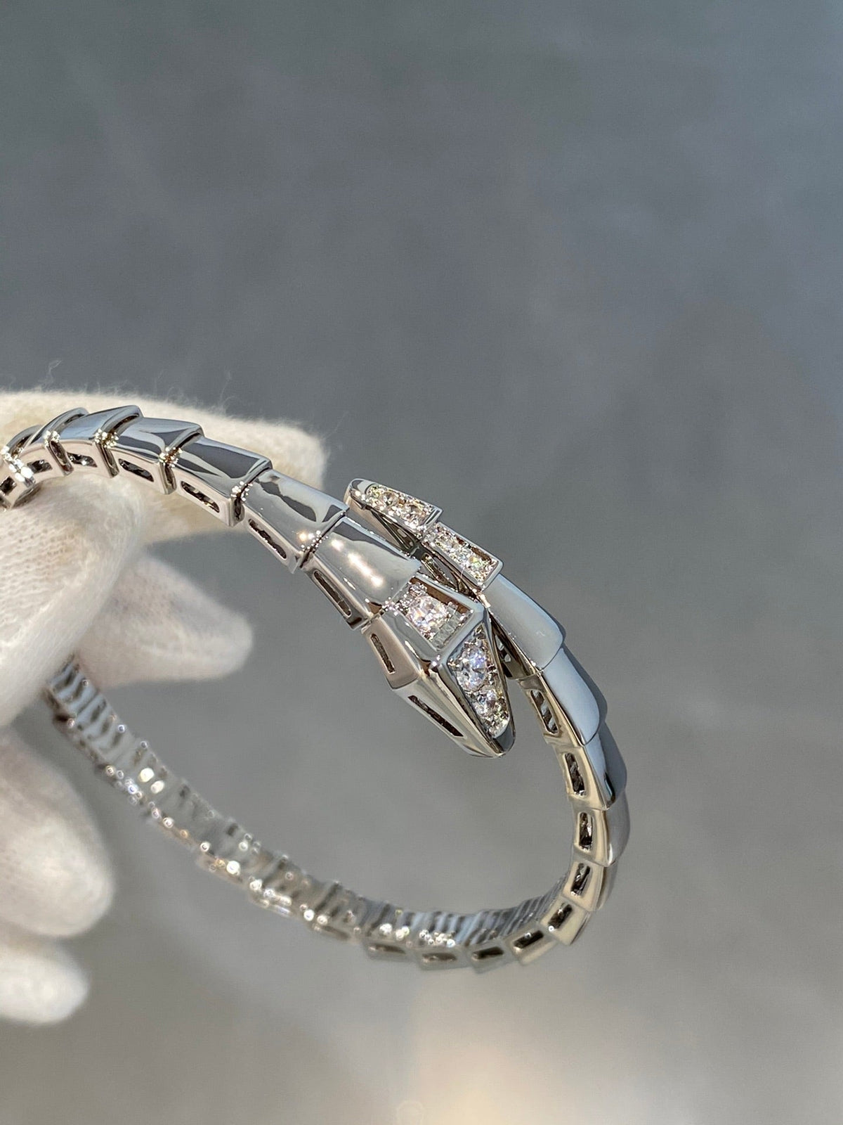 [LumiVibe]SERPENTI BRACELET DIAMONDS SILVER